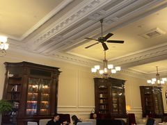 -Salon de Ville浦江汇(上海外滩华尔道夫酒店店)