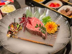 -铭牛烧肉·和牛海鲜自助(高新月牙湖店)
