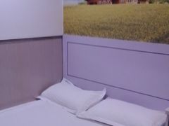 -小巢精品酒店(朝阳医院东大桥地铁站店)