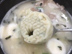饺子雪浓汤-神仙雪浓汤(明洞店)