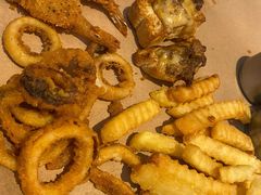 -必胜客(绿地新都会店)