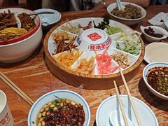 -怪噜范·老贵阳街头名小吃(鸿通城店)