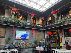 -蔼若春.传承三十年云南菜(金碧公园店)