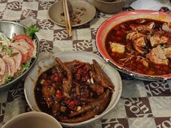 -老三样·旧食新味(绿地店)