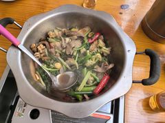 -九道菜有鸡鱼头(石鼓路店)