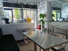 -TRIPS BURGER(大钟寺店)