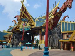 -七彩云南欢乐世界