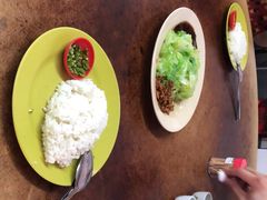 -直落玻璃（瓦煲）肉骨茶