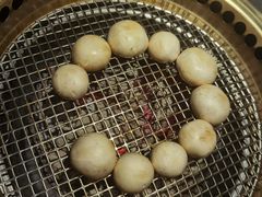 -铭牛烧肉·和牛海鲜自助(高新月牙湖店)