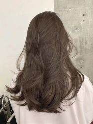 -东秀护肤造型