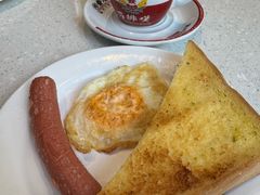-香港新发烧腊茶餐厅(书城店)