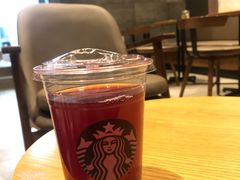 -星巴克(成都东站店)