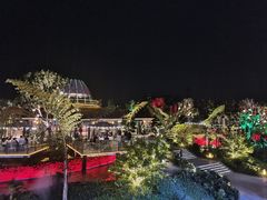 -茅草房·河畔园林火锅