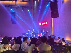 -TZ House音乐现场(来福士中心店)