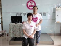 -爱月宝月嫂·育儿嫂(哈尔滨总店)