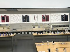 -华为授权体验店(中山公园来福士)