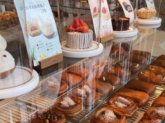 -VERIE BAKEHOUSE