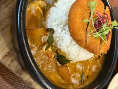 石锅咖喱鸡扒饭-本处·素食·融合料理(南油店)