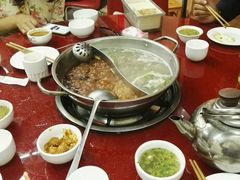 -老石黑山羊毛驴肉火锅(金凯广场店)