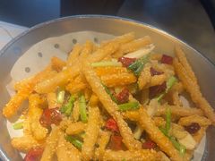 -巴厘龙虾·榜首油焖大虾(音乐学院·沿江酒馆店)