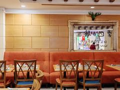 景观位-国宾酒店-花园咖啡自助餐厅(北营房中街店)