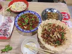 -江城燕子大排档(江汉路步行街店)