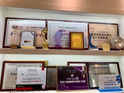 -小忠丽格医美