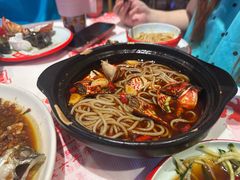 二代蟹脚捞粉-老闵田螺馆·南昌市井菜·特色小吃(总店)
