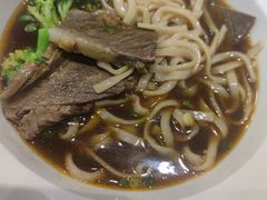 -康师傅私房牛肉面(马泉营奥莱店)