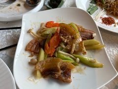 芥兰炒脆猪肉-食肆&Fourteen(武林夜市店)