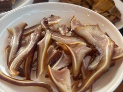 -老鼎万春卤菜(五代传承创始老店)