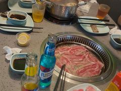 -金滏山·烤肉海鲜火锅自助(襄阳万达店)