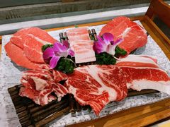 -明洞阿姨·韩式酱蟹烤肉·创意料理(三元桥店)