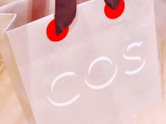-COS(月星环球港店)
