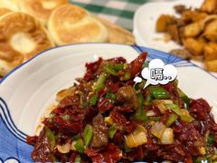 滚刀辣皮子夹馍-新疆巴州金丝特餐厅(大钟寺店)