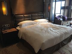 -中山利和希尔顿酒店