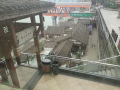楼下风景-纸盐河码头火锅(十八梯店)