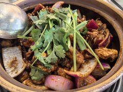 -胡须佬鸡煲四季火锅店(石厦西村直营店)