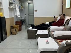 -郑远元专业修脚房(文三路九莲新村店)
