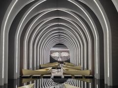 -涨巢·潮玩水疗局