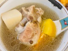 -汗腾格里·风味餐厅(新疆驻京办店)