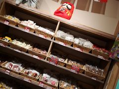 -猫相扑零食杂货铺(欧洲城店)