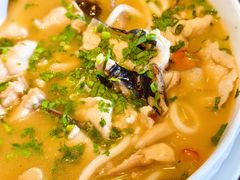 陕南浆水酸汤鱼-東舍食唐精品陕菜馆