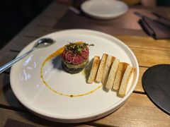 牛肉塔塔配牛油果黑橄榄酱-Solo(衡山路店)