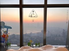 -平安金融中心云际观光层