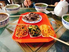 -吾穆勒蓬灰牛肉面·清真(北滨河中路店)