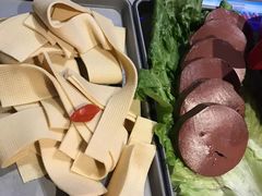 厚百叶-沪小胖小龙虾(淮海中路旗舰店)