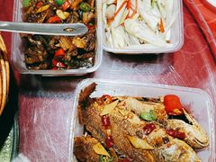 -董厨煨汤馆(车站路店)