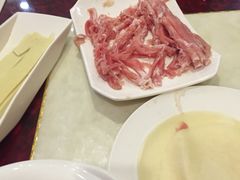 -满旗楼 北京烤鸭·涮羊肉火锅(武昌店)