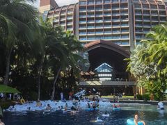 -三亚湾海居铂尔曼度假酒店